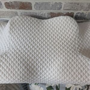 White Quilted Orthopedic Neck Pillow